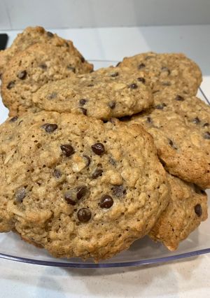 Una foto de Cookies de avena y chocochips o lo que guste!