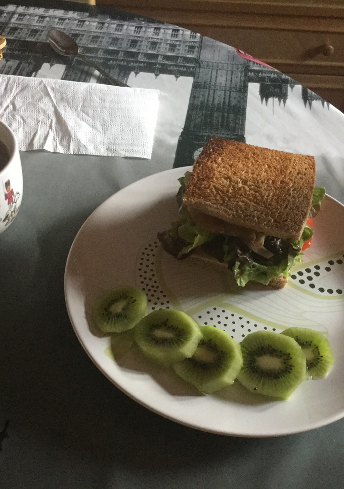 Una foto de Sandwich mixto 