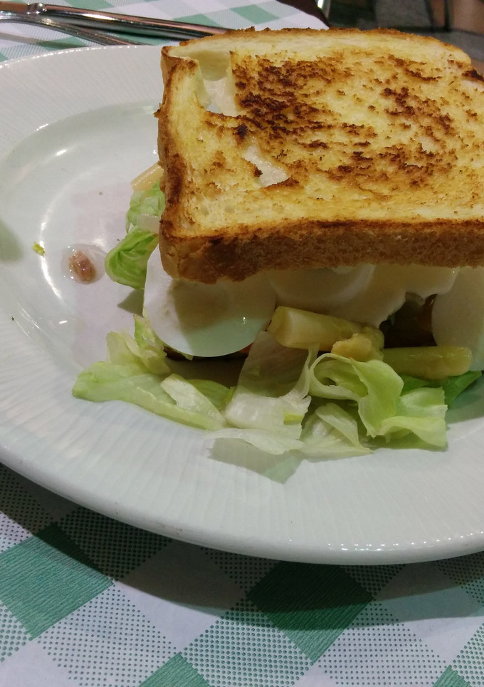 Una foto de Sandwich mixto