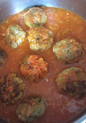 Una foto de Albondigas de merluza y gambas 