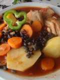 Chupin de pescado y porotos negros