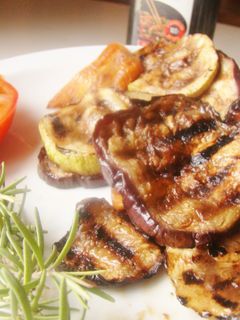 Una foto de Verduras Grilladas sabor oriental