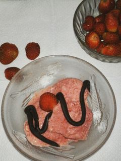 Foto resep Simple Strawberry Ice Cream 