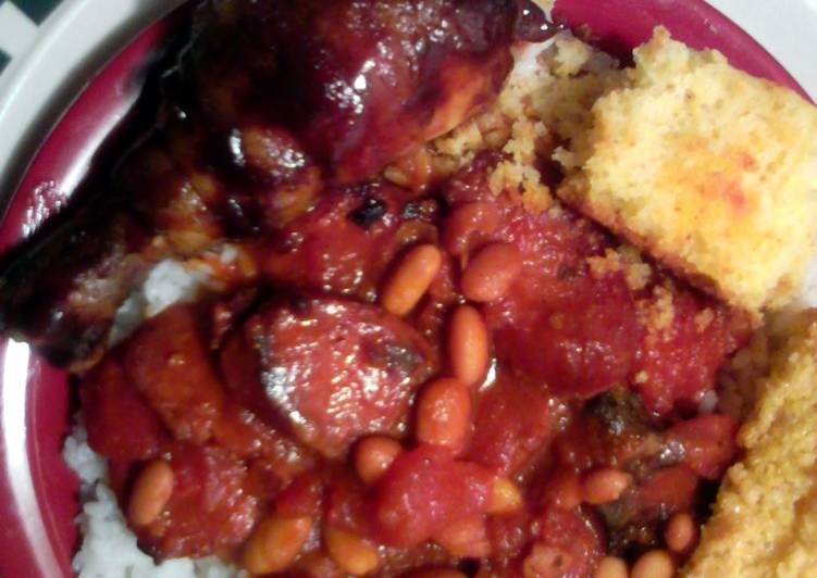 Super Yummy quick sausage &amp; bean chili