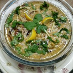 A picture of Chicken haleem.