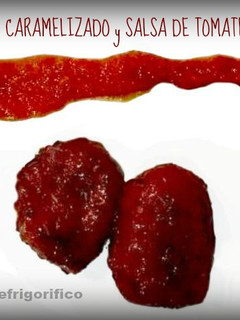 Una foto de Tomate caramelizado con salsa de tomate