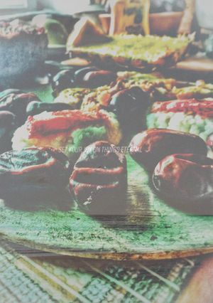 Фото Арбузные суши с [запечённым] ананасом и финиками 🍉.