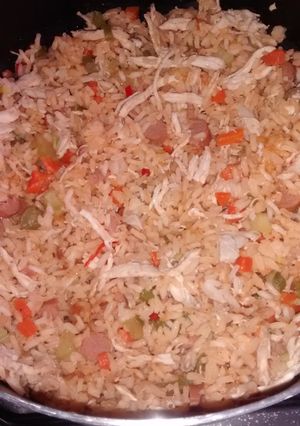 Una foto de Arroz con pollo