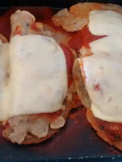 Una foto de Panqueques rellenos de pollo