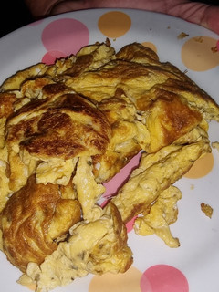 Una foto de Huevos revueltos condimentados!😋🤤
