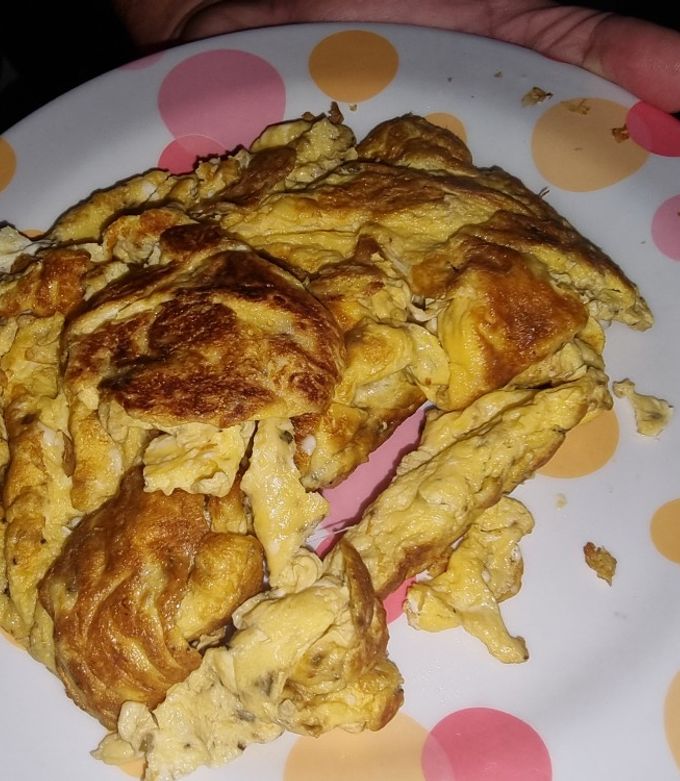 Una foto de Huevos revueltos condimentados!😋🤤