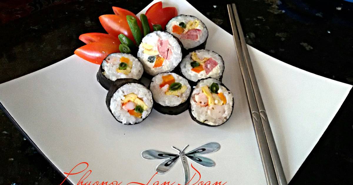 Lưu ý gì khi lăn kimbap phô mai để tránh bị rách?
