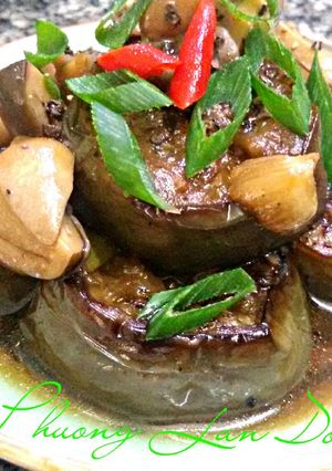 A picture of Braised Eggplant with Straw Mushrooms.