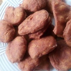 A picture of Cinnamon mandazi.