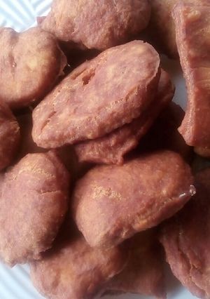 A picture of Cinnamon mandazi.