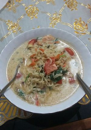 Foto resep Mi Kuah Susu Pedas
