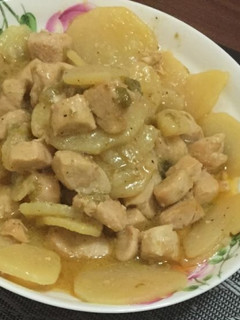 Una foto de Papas compuesta con pollo