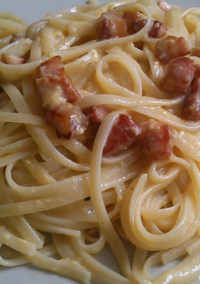 Una foto de Tallarines carbonara