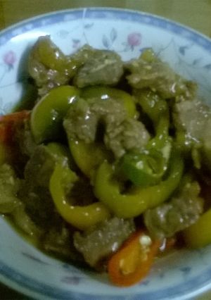 Foto resep oseng daging sapi dengan paprika