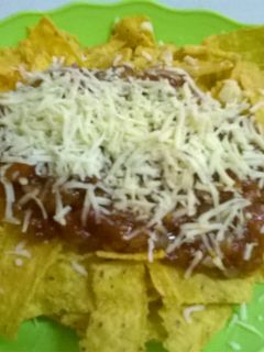 Foto resep nachos dengan saus bolognese ala rumahan