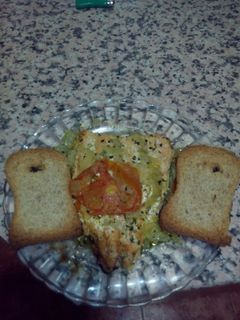 Una foto de Salmón con curry y cilantro