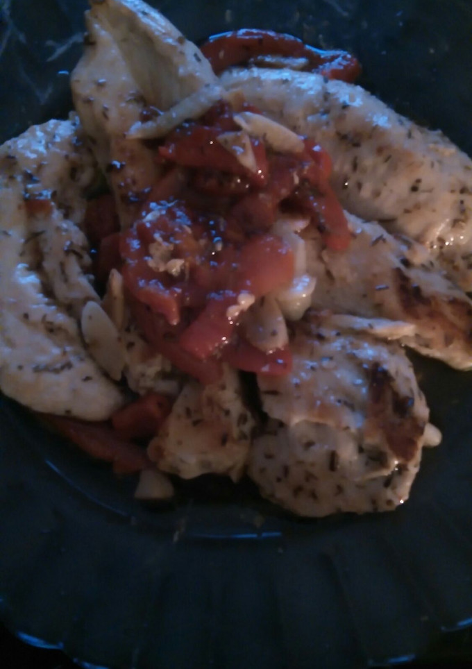 Una foto de Pechuga de pollo aromática
