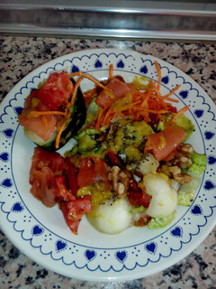 Una foto de Ensalada agridulce