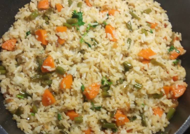 Recipe: At Home Vegetable Rice #myuniquericerecipecontest #Authormarathon