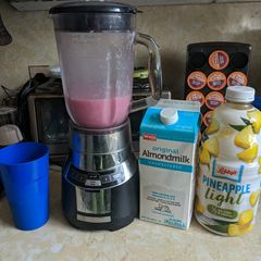 A picture of Dragon Fruit Smoothie.