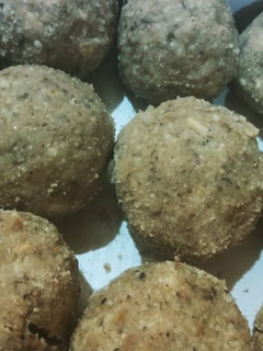 रागी के लड्डू (ragi ke ladoo recipe in Hindi) रेसिपी मुख्य फोटो
