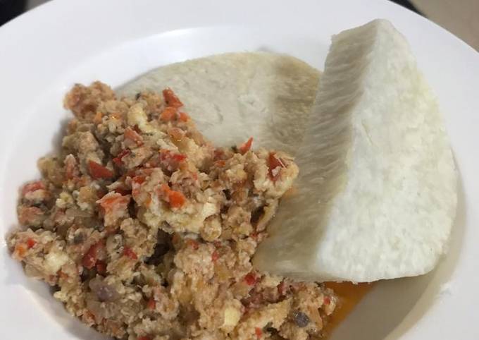 How to Prepare Perfect Scrambled Eggs and Boiled Yam