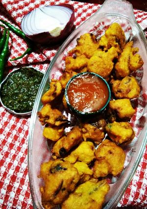 A picture of Pakoda.