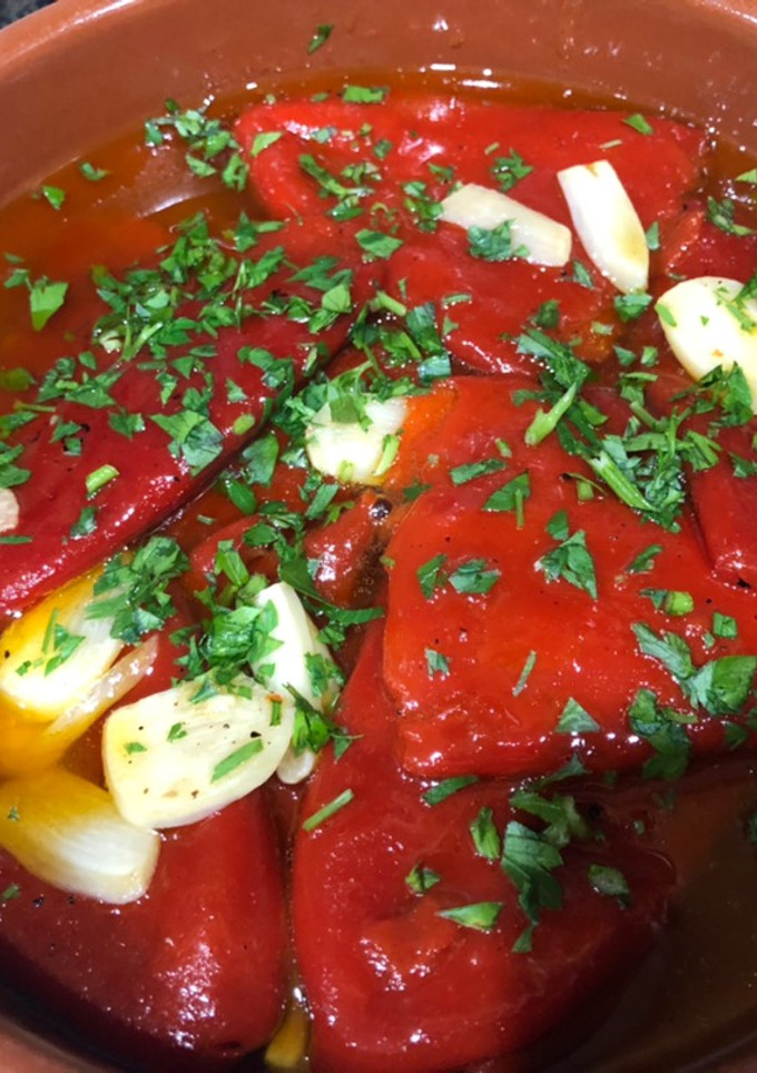 Una foto de Pimientos del piquillo confitados