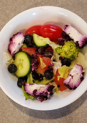 A picture of Purple Up! Salad.