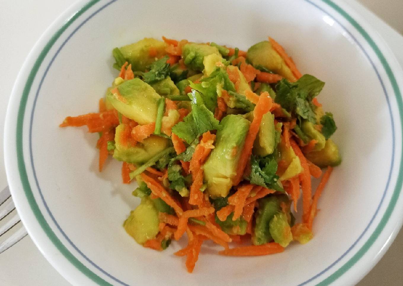 Ensalada de Aguacate con Zanahoría