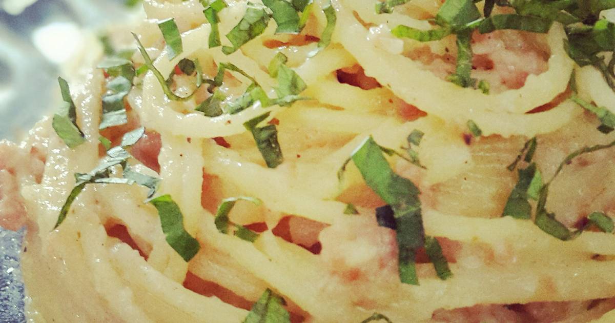  Resep Spaghetti Carbonara Sosis  oleh Vita Marshinta Dewi 