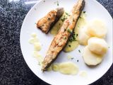 Rodaballo a la plancha con emulsión de ajo