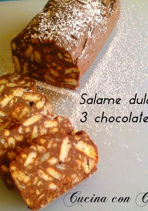 Una foto de Salame dulce con 3 chocolates 
