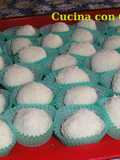 Bombones de coco y chocolate blanco