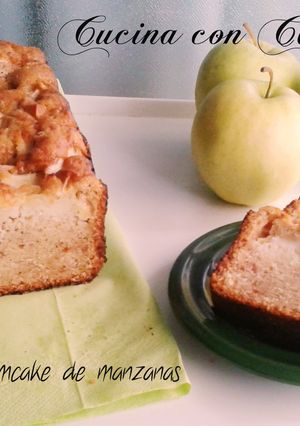 Una foto de Plumcake de manzanas 