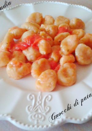 Una foto de Ñoquis de papas y zanahorias