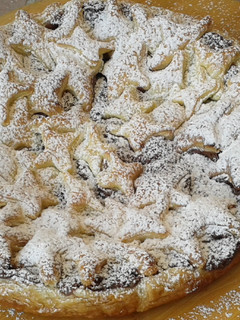 Una foto de Torta estrellitas de hojaldre