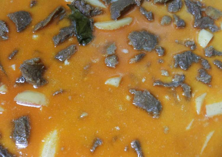 Gulai Daging Sapi Kentang