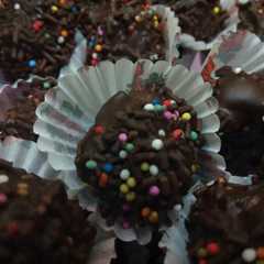 bola bola cokelat রেসিপির প্রধান ছবি