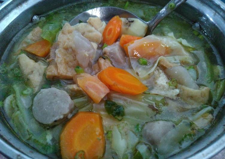 Sop pentol tahu