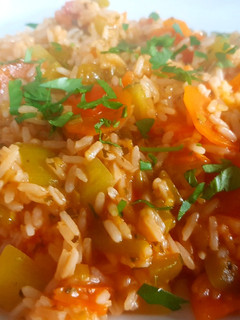 Una foto de Guiso de arroz, como lo hacía mi madre,"mi versión" #Mercado