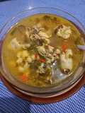 Ayam masak daun kecceng khas bugis