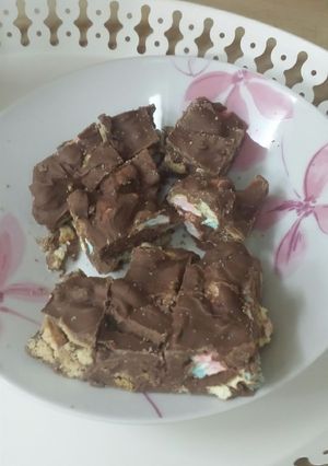 A picture of Rocky Road.