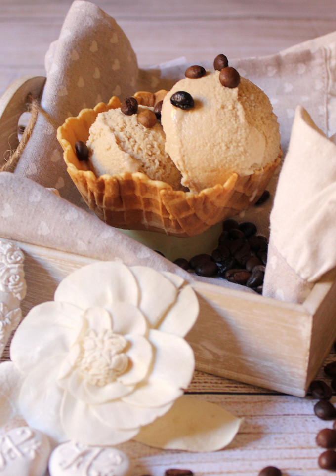 Una foto de Helado de café con Baileys