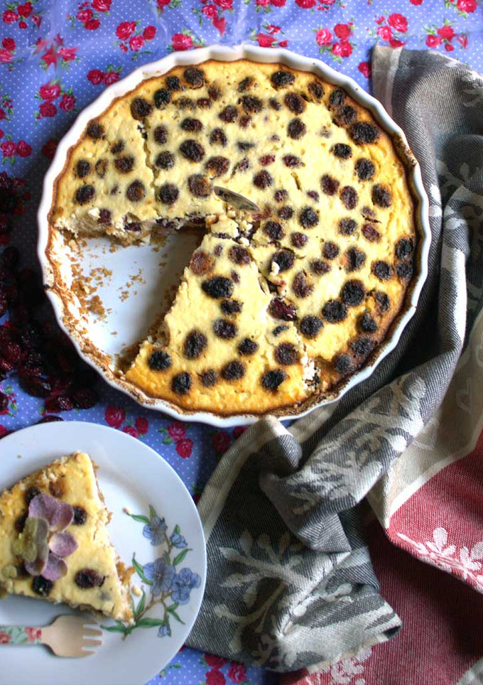 Una foto de Pastel de ricotta y arándanos